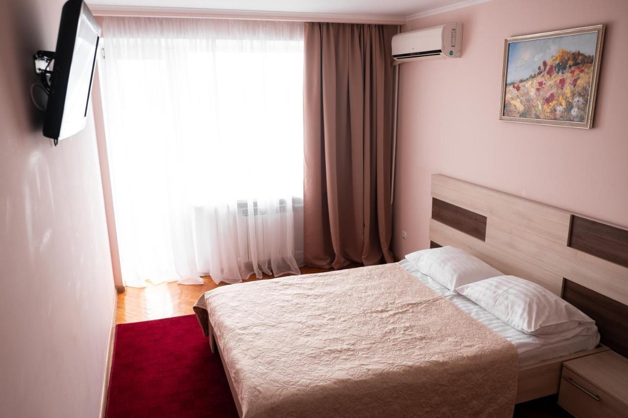Hotel Halychyna Ternopil Exterior photo