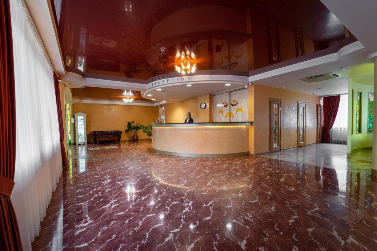 Hotel Halychyna Ternopil Exterior photo